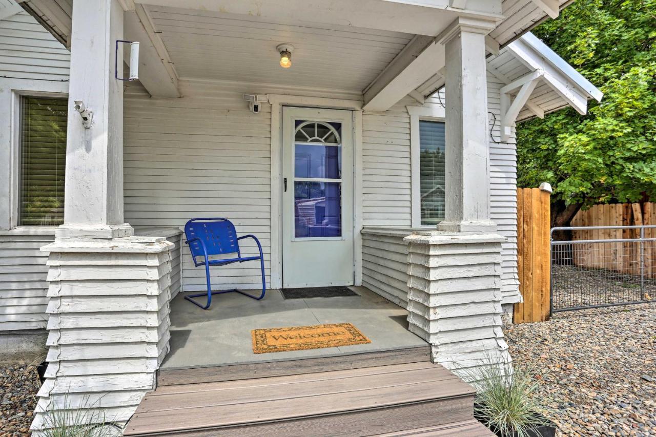 Pet-Friendly Baker City Escape With Private Yard! Exterior foto